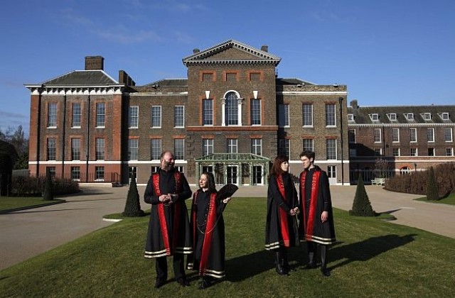 Кенсингтънският дворец отваря врати за посетители