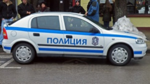 Откриха откраднат камион и част от стоката