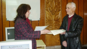 79годишен дряновец завърши успешно обучение по начална компютърна грамотност