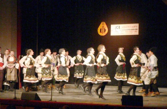 Млади варненци триумфираха в конкурса Орфеево изворче