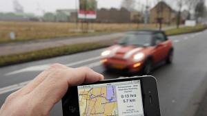 Повечето хора биха се отказали от колата си но не