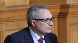 Костов Позицията на ГЕРБ за Белене не ни сближава с