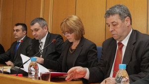 Недостигат полицаите в София 800 места стоят свободни