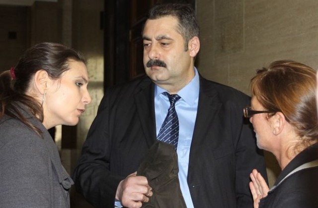 Съдът оправда бившия здравен министър Божидар Нанев
