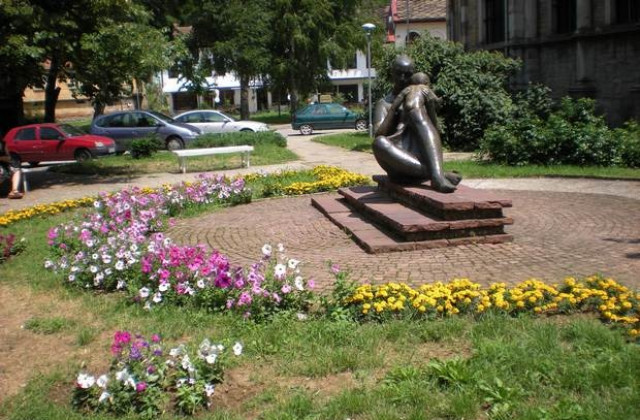 Очакват ни между минус 3 и 30 градуса през април