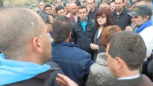 Протестът на металурзите в ОЦК продължава 228 съдят Захариев