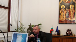 Ректорът на ВТУ отново отговаря на студентски въпроси по Skype
