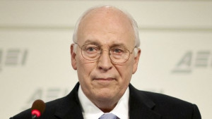 Дик Чейни излезе от болница след сърдечна трансплантация