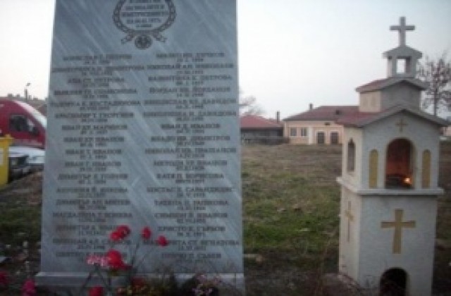 Осем години без Ангелите от Лим