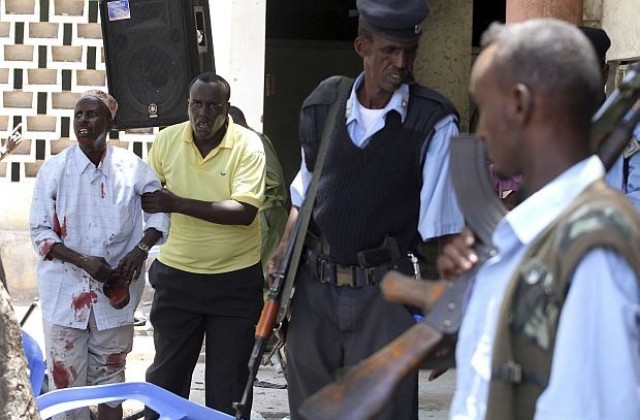 Жена се взриви в Могадишу, загинаха 10 души, от които двама спортни ръководители