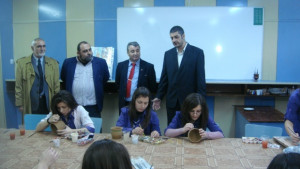 Откриха ученическо ателие по грънчарство