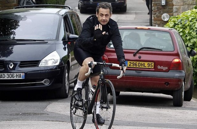 Саркози е най-големият нарушител на пътя сред кандидатите за президент на Франция