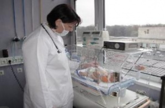Близо два пъти е нараснал броят на недоносените бебета