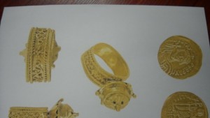 Откриха уникален златен пръстен при разкопки край Бяла