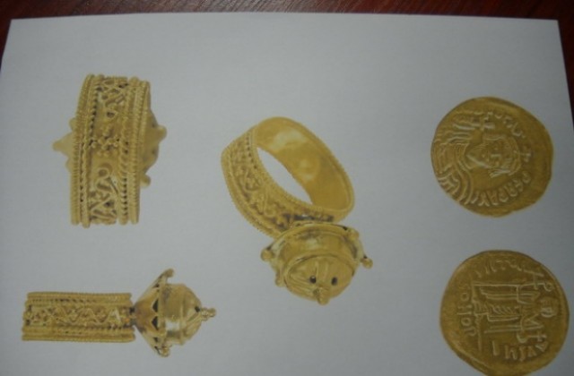 Откриха уникален златен пръстен при разкопки край Бяла