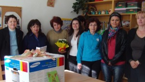 От ГЕРБ дариха принтер на семеен център