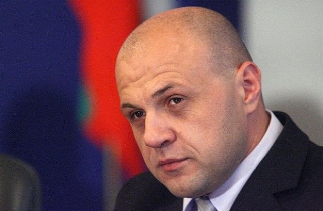 Министър Томислав Дончев представя новия програмен период в Русе