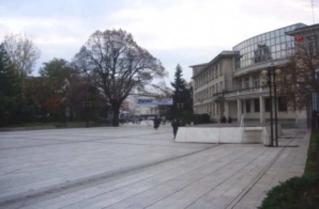 Уплътняват свободните часове в училище с обучения срещу насилието сред децата в реална и виртуална среда