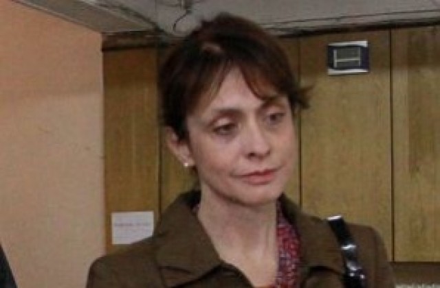 Дизелът може рязко да поскъпне, предупреди Надежда Нейнски
