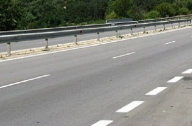 Отбиват движението за Златни пясъци заради рали