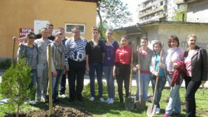 Красимир Костов се включи в инициативата Да засадим дърво