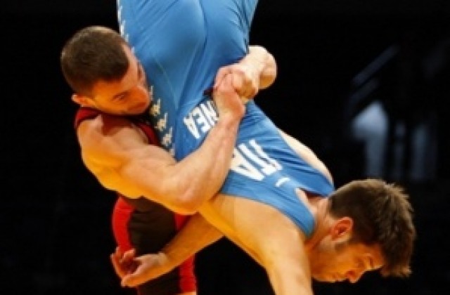 Александър Костадинов спечели квота за Олимпиадата. Емилиян Тодоров остана на победа от нея