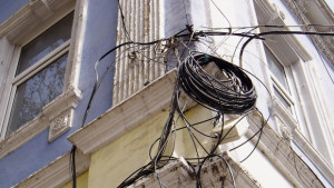 Без ропот при пролетното подкастряне на кабели