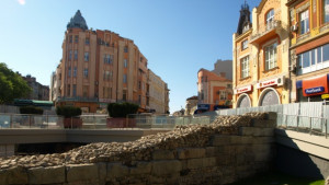 Преименуват площад Джумая на Римски стадион