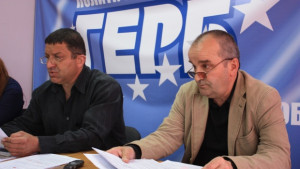 ГЕРБ БСП и ДПС заедно срещу кмета на Куклен оставил