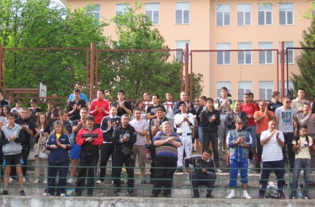 С подкрепа за Стенли стартира „Mezdra open'2012