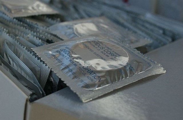 Британци ще си поръчват презервативи по куриер