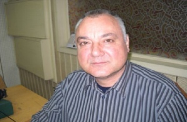 Валентин Николов напусна новата формация на Капка Сидерова и сина й