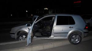 Бивши затворници прегазиха полицай