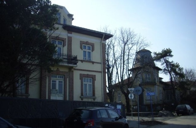 Ремонтират къщата-музей Баба Тонка