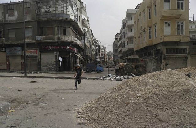 Сирийски военни застреляли четирима студенти в общежитие в Алепо