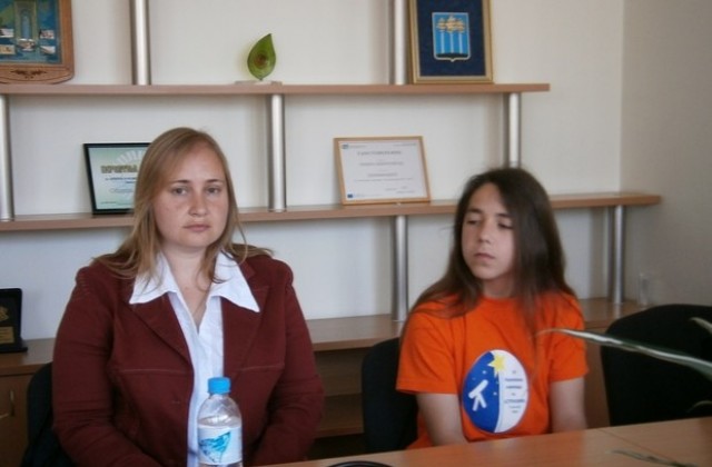 Двама от Димитровград- в подборен кръг за националния тим по астрономия