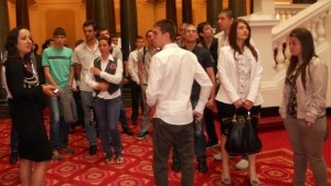 Ученици в парламента
