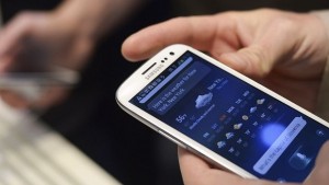 Нов смартфон прави 20 снимки наведнъж