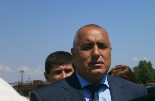 Бойко Борисов изненада русенци, показа заловени наркотици