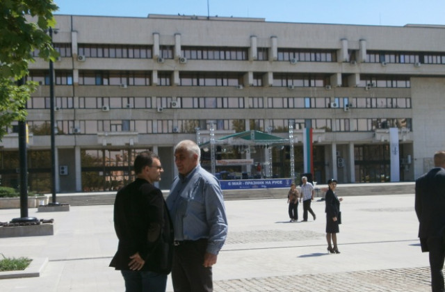 С.Дянков: Търси се още една агенция, която да бъде преместена в Русе