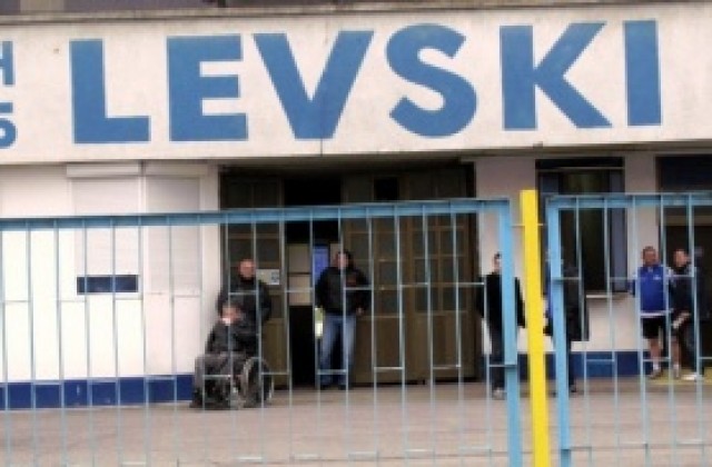 Агентът Петьо Заберски се възстановява след тежка катастрофа