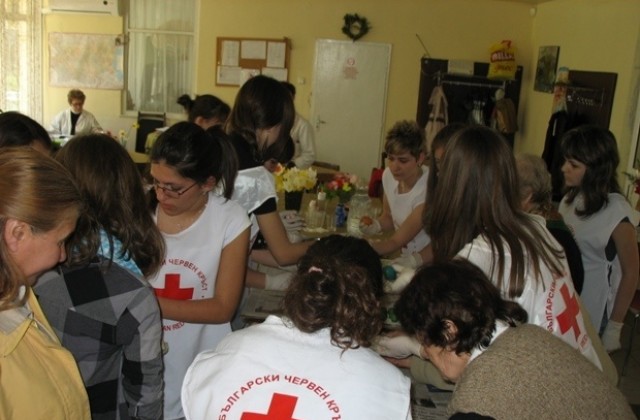 Световен ден на международното движение на Червения кръст и Червения полумесец