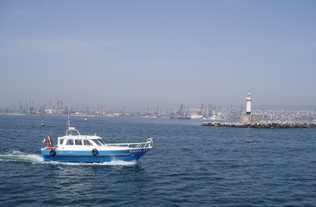 Рибарската агенция отива в сграда край гарата?