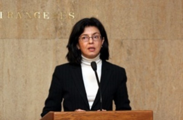 Очаква се Меглена Кунева да обяви партията си в Русе