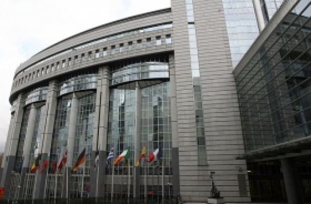 Ново споразумение за цените на роуминга в ЕС включва и пренос на данни