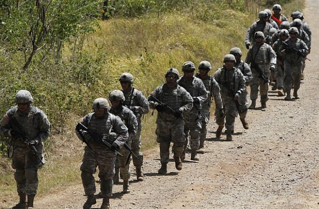 Пентагонът: Няма разлика след допускането на гейове в армията