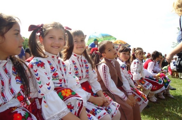 Приключи народният събор „Мараш пее”