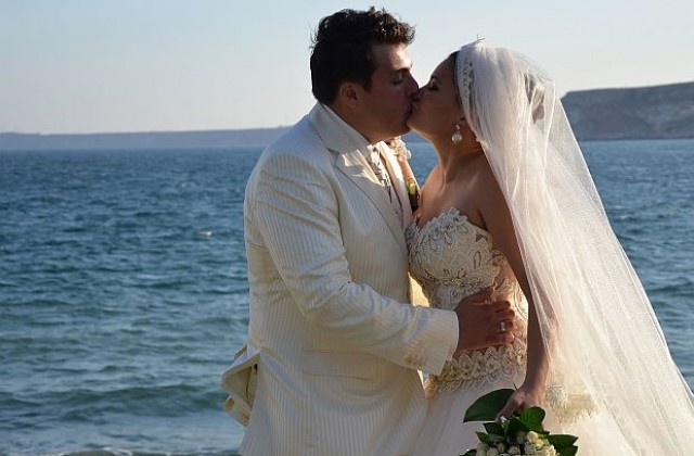 Ново уеб приложение свързва гостите преди сватбата