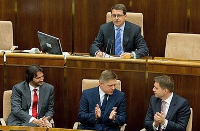Правителството на Словакия получи доверие в парламента
