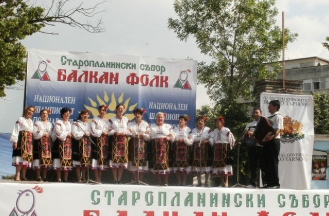 Народни певици от село Асеновци отиват на Европейски шампионат